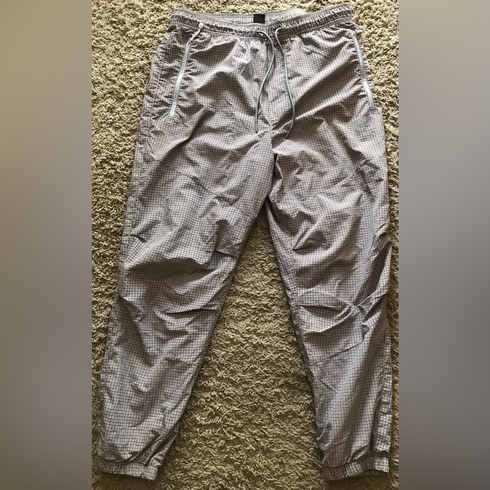 American Eagle Outfitters Men's Drawstring Nylon Sweatpants Size M Joggers